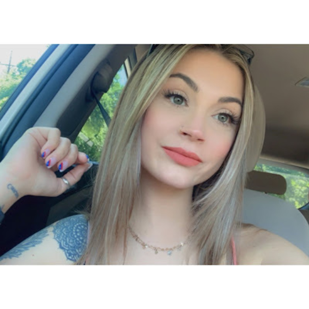 Meet your Posher, Chelsey